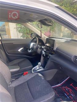 تۆیۆتا یاریس کرۆس